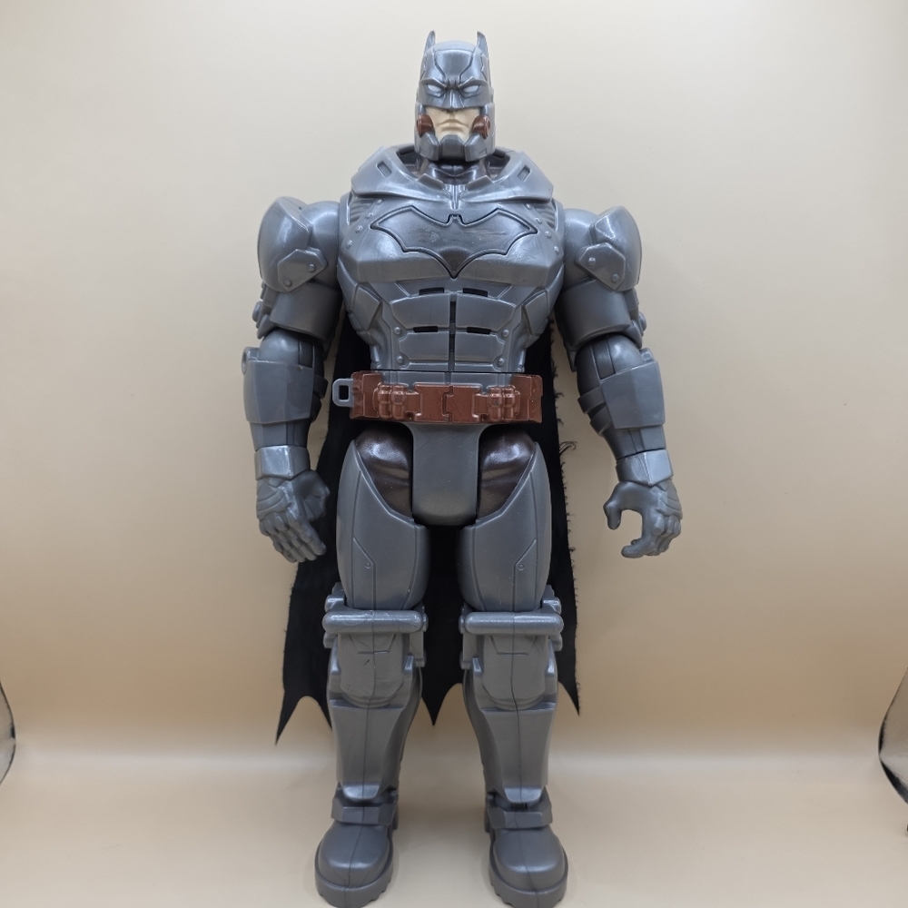2022 DC Comics 12" Battle Strike Batman action figure Spin Master
